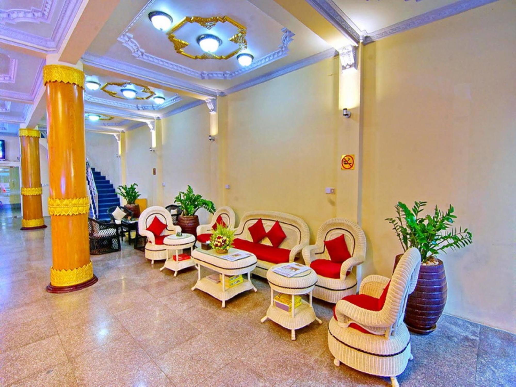 Smart Hotel Мандалай Экстерьер фото