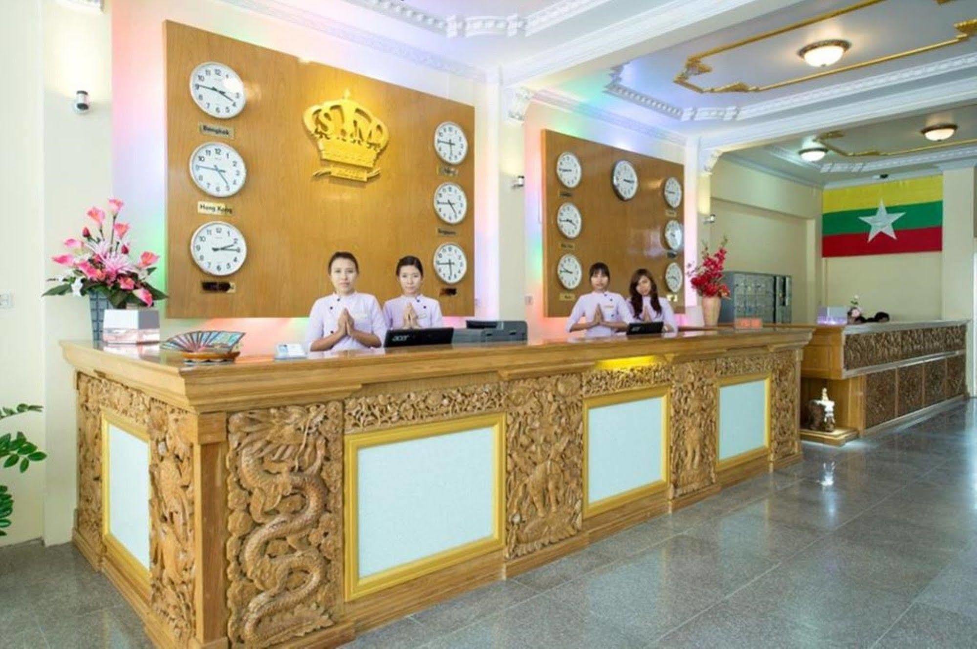 Smart Hotel Мандалай Экстерьер фото